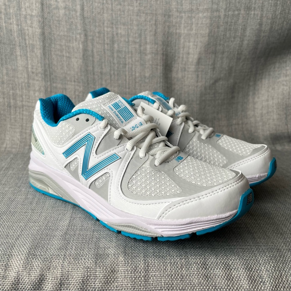 New Balance Sneakers Women 6.5B 1540 V2 White Blue Athletic Running Shoes